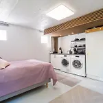 Guest With Authentic Finnish Wooden Sauna, 10 Min Drive From The Airport *